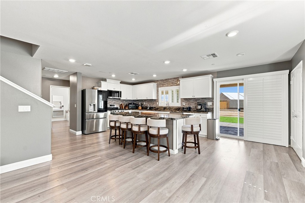 1304 Desert Rose Court Property Photo 20