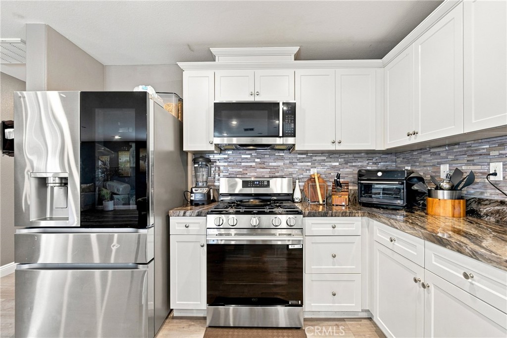 1304 Desert Rose Court Property Photo 23