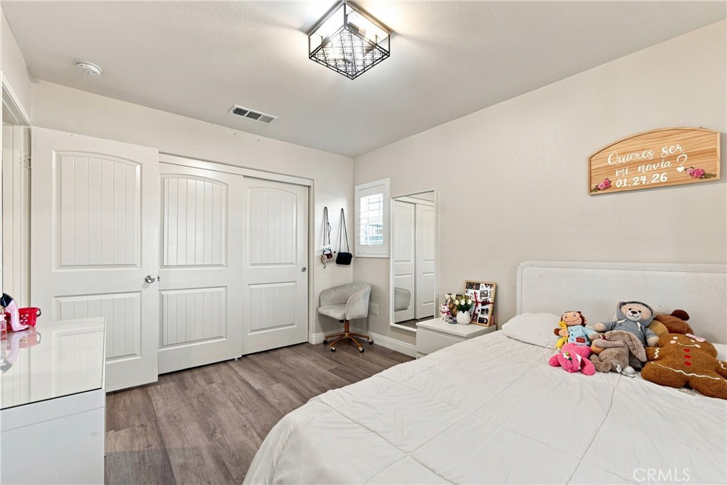1304 Desert Rose Court Property Photo 26