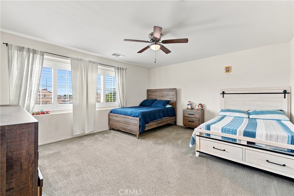 1304 Desert Rose Court Property Photo 31