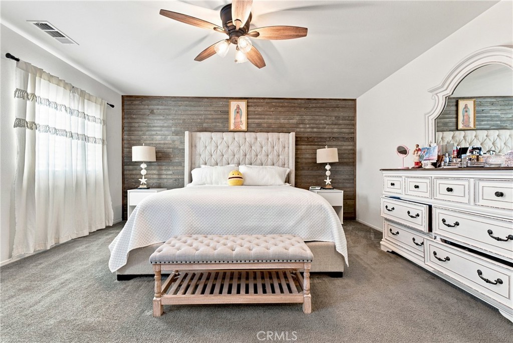 1304 Desert Rose Court Property Photo 32