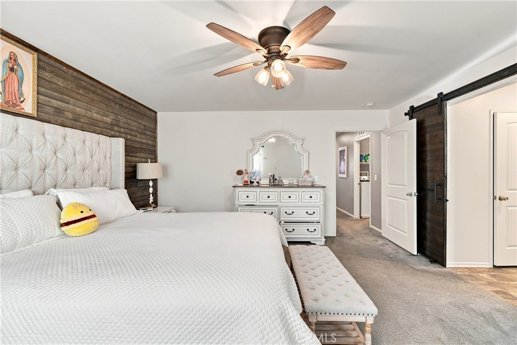 1304 Desert Rose Court Property Photo 34