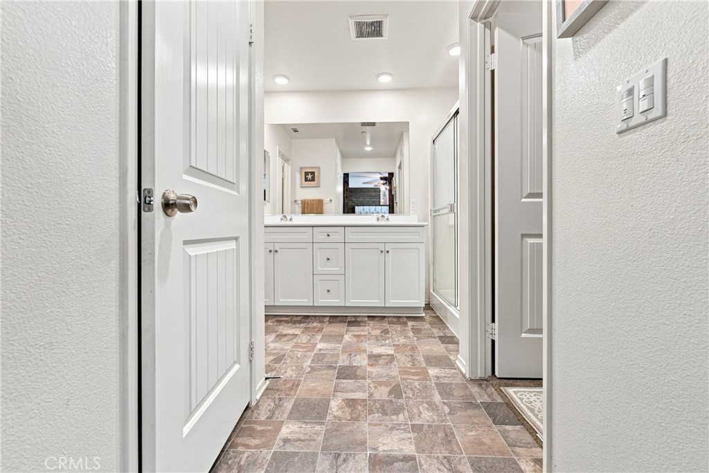 1304 Desert Rose Court Property Photo 41