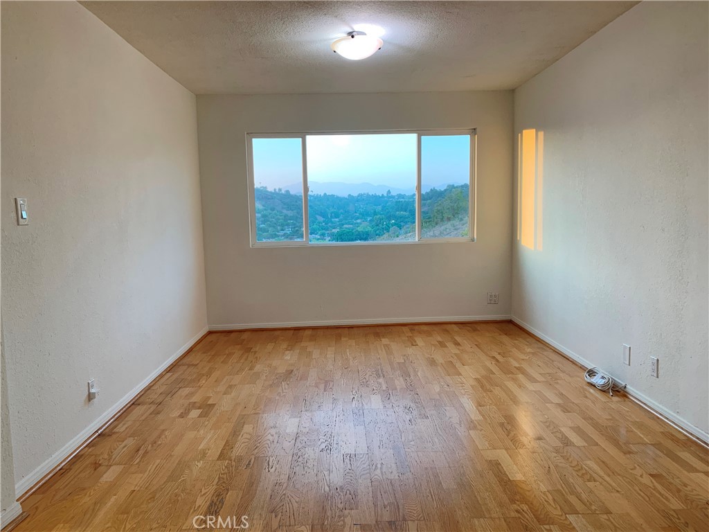 4053 Barrett Road Property Photo 7