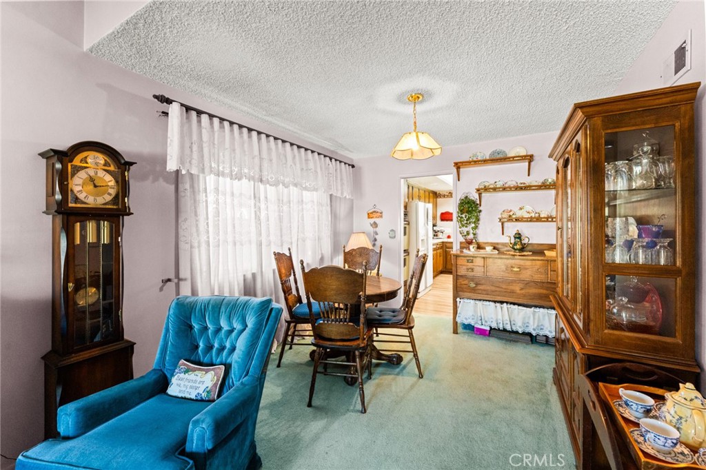 17432 Niagara Avenue Property Photo 10