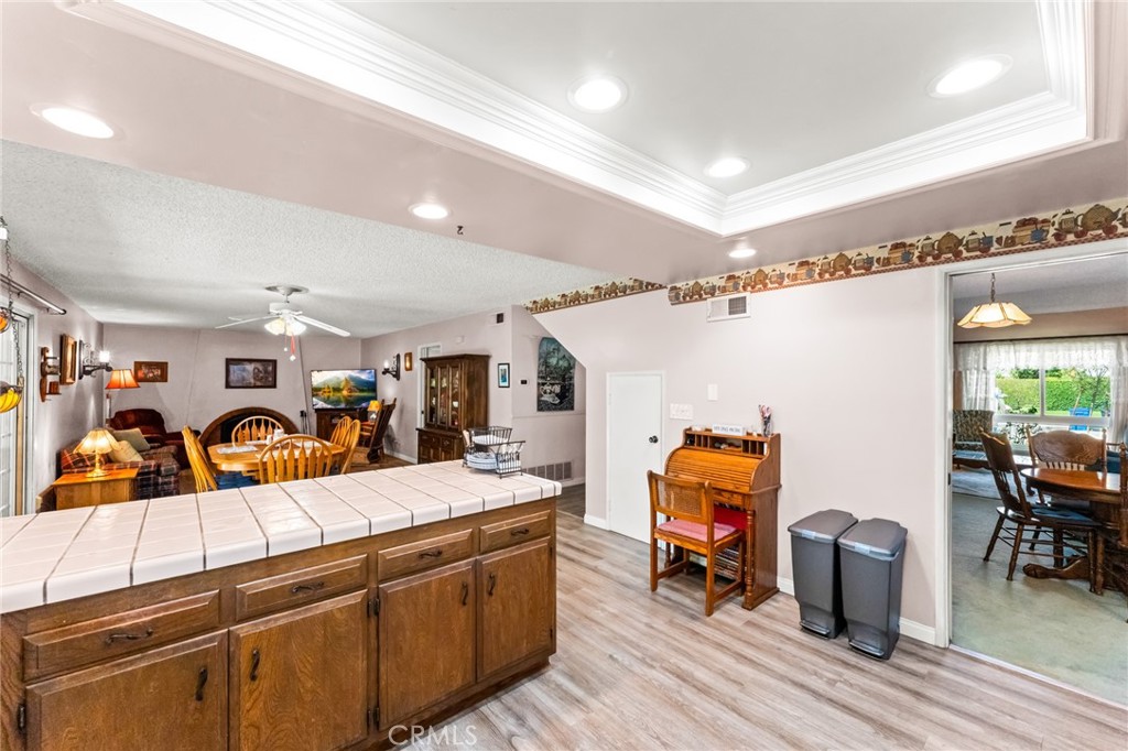17432 Niagara Avenue Property Photo 18