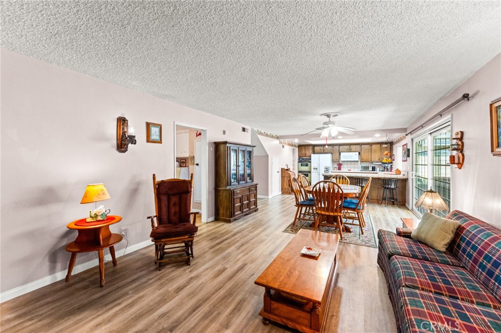 17432 Niagara Avenue Property Photo 27