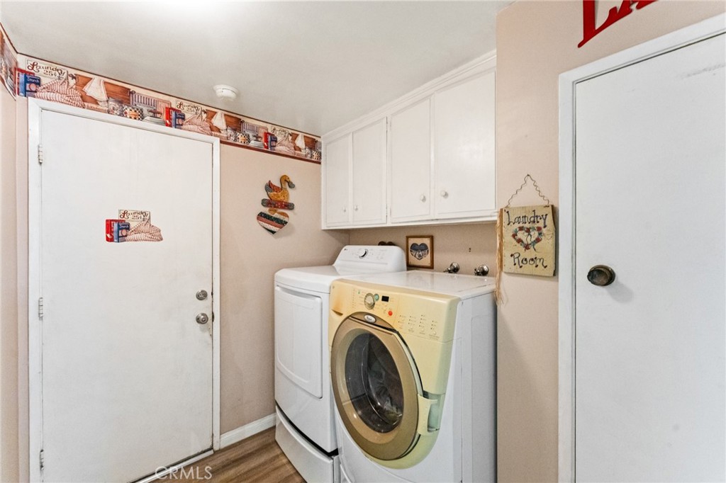 17432 Niagara Avenue Property Photo 29
