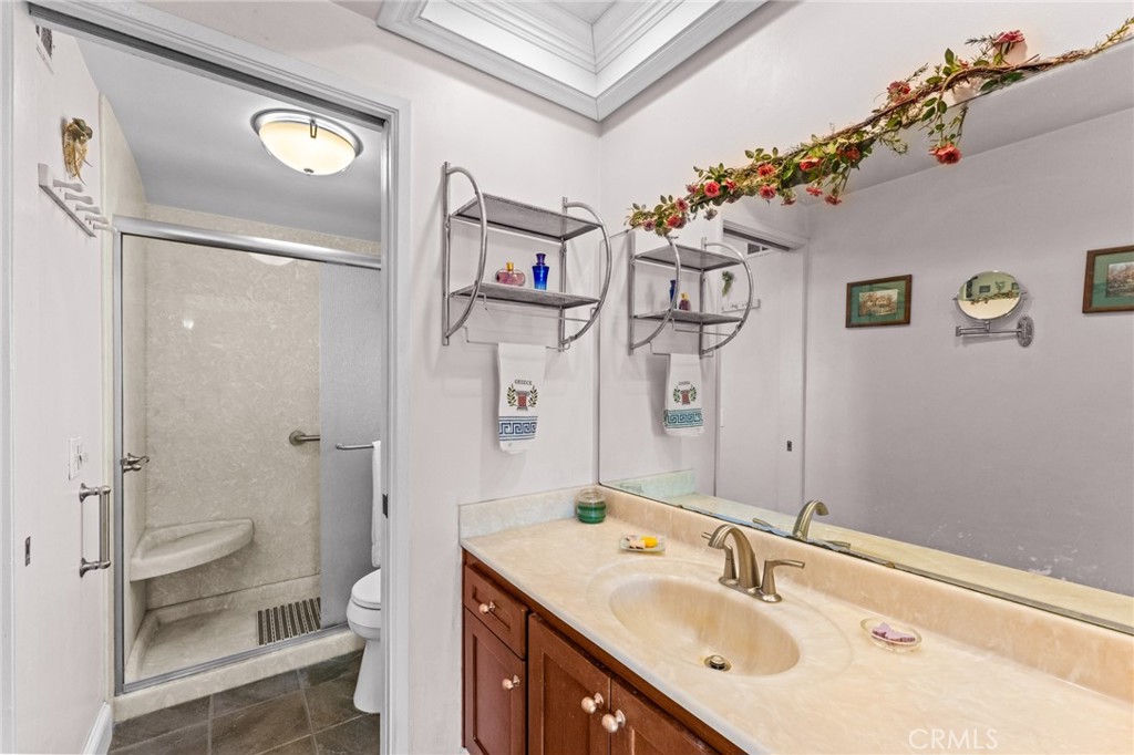 17432 Niagara Avenue Property Photo 37