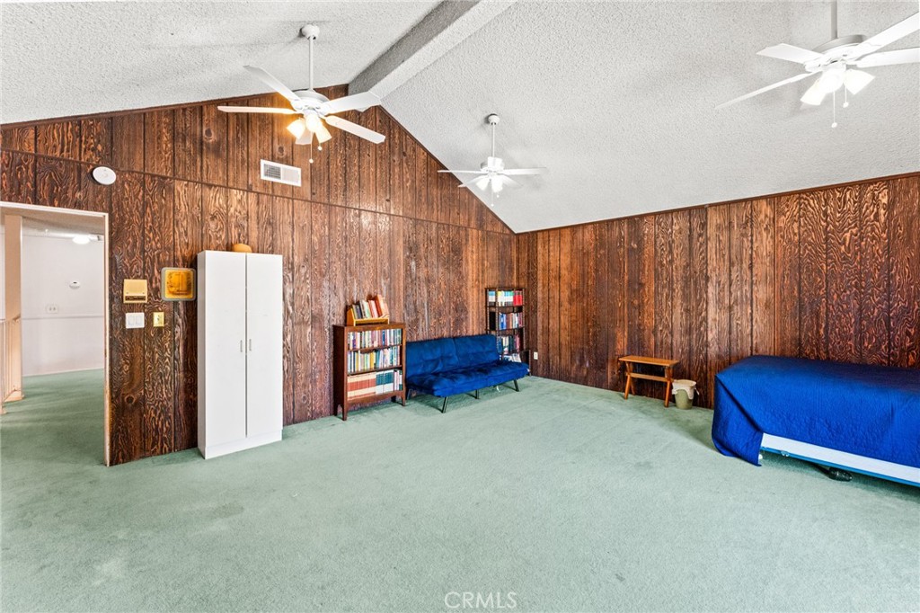17432 Niagara Avenue Property Photo 40