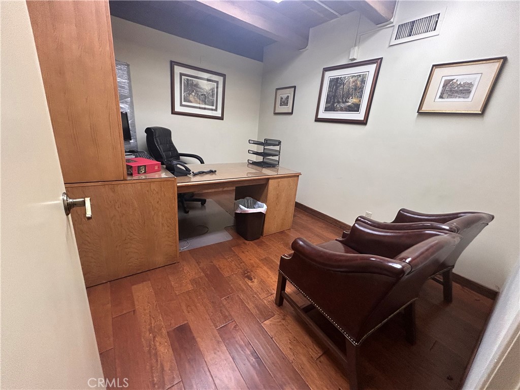 12616 Central Property Photo 5