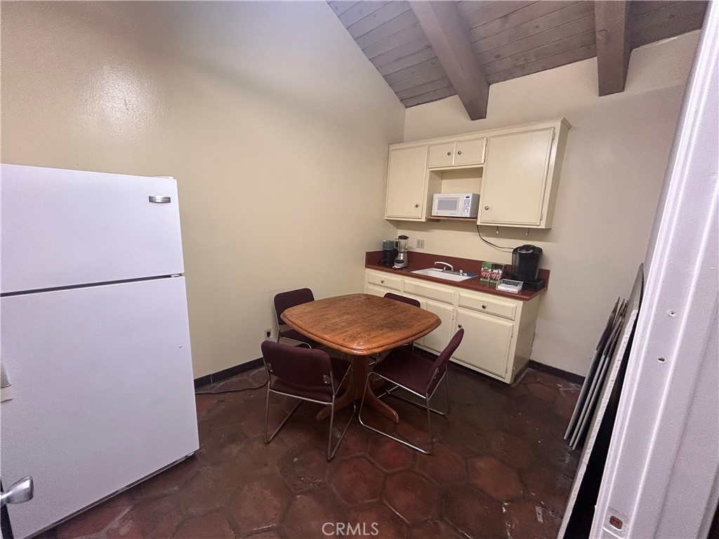 12616 Central Property Photo 9