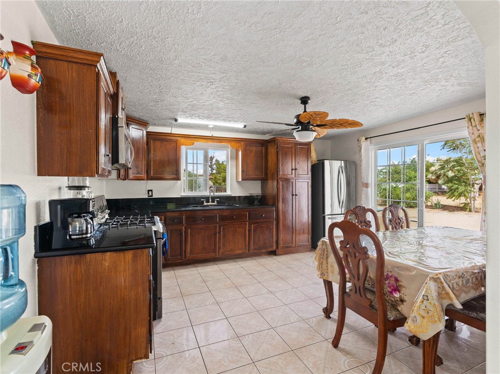 14804 Orange Property Photo 8