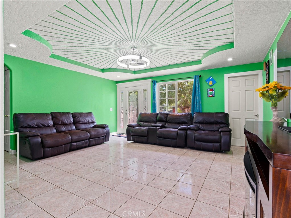 14804 Orange Property Photo 13