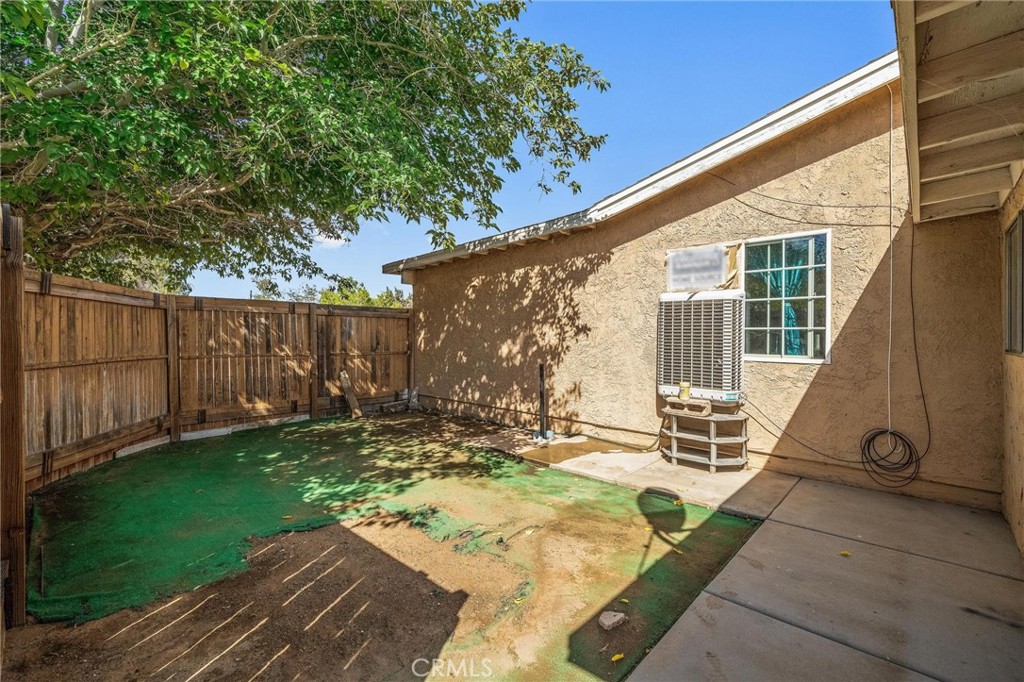 14804 Orange Property Photo 28