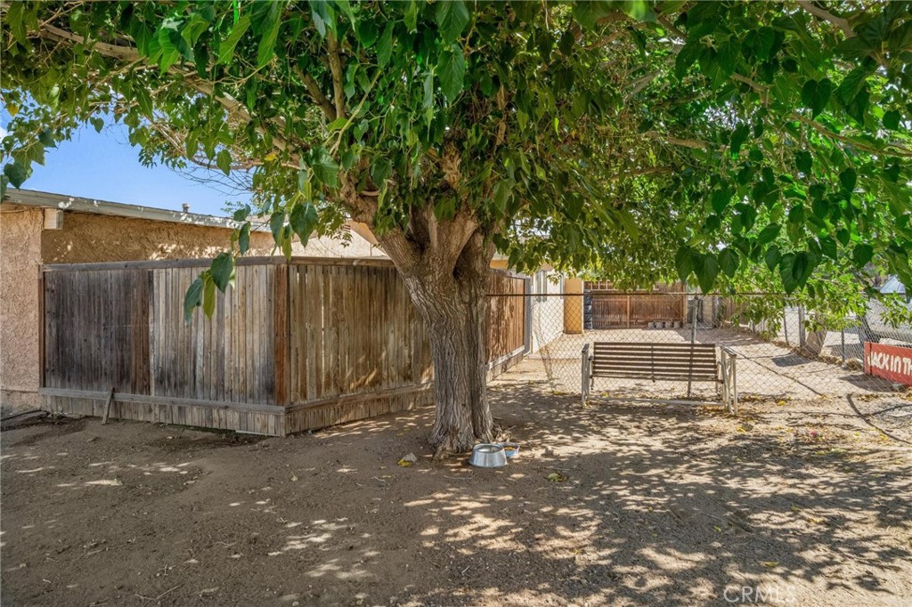 14804 Orange Property Photo 29