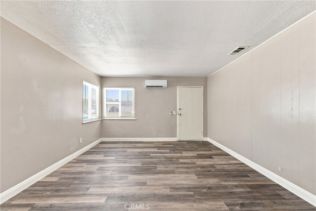 1419 Morgan Property Photo 3