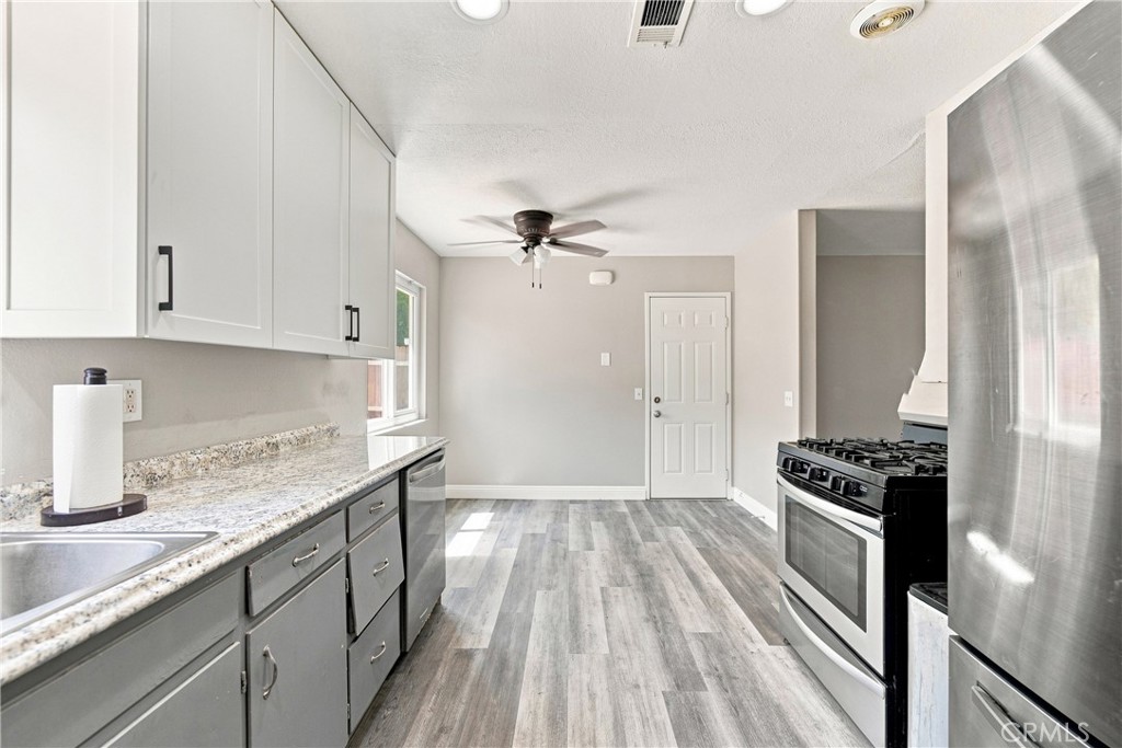 1419 Morgan Property Photo 8