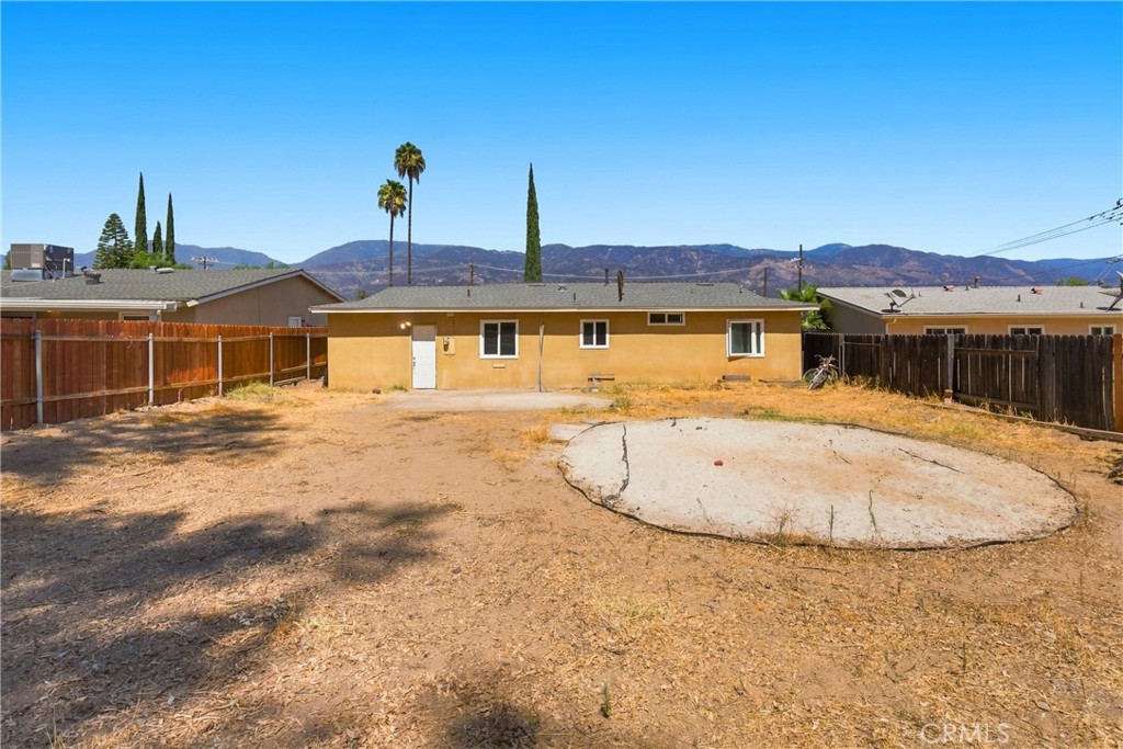 1419 Morgan Property Photo 18