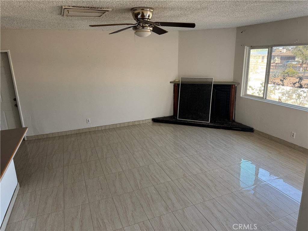 17763 Wisteria Street Property Photo 10