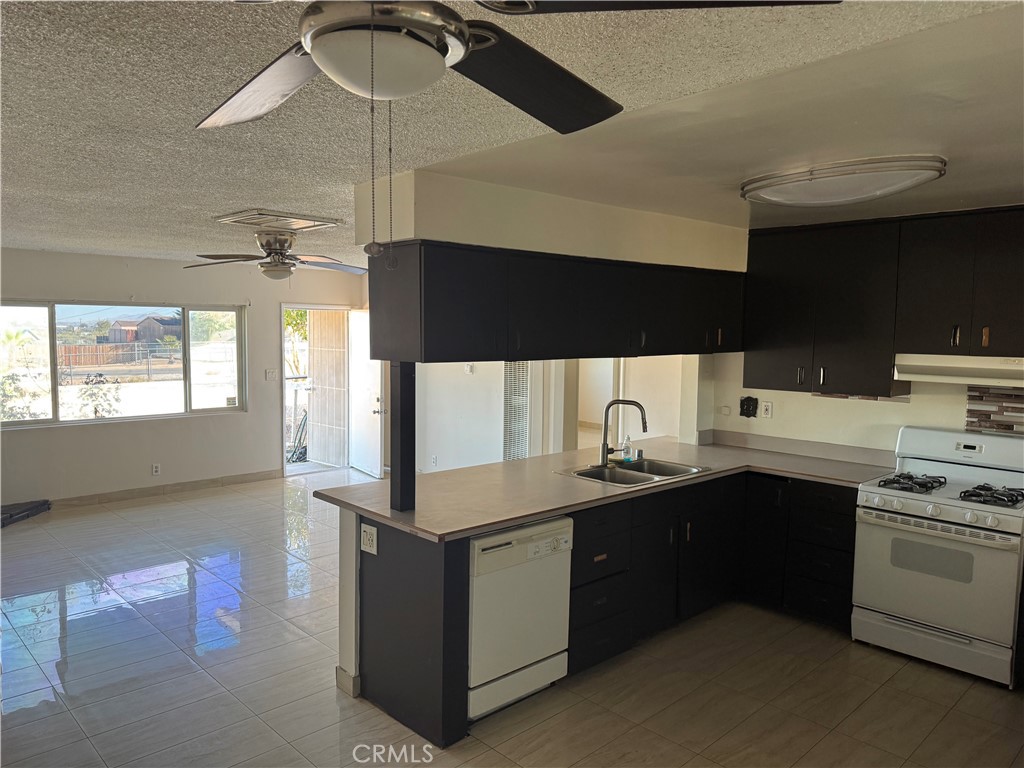 17763 Wisteria Street Property Photo 12