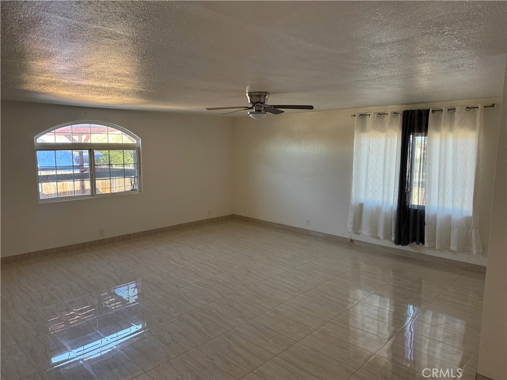 17763 Wisteria Street Property Photo 14