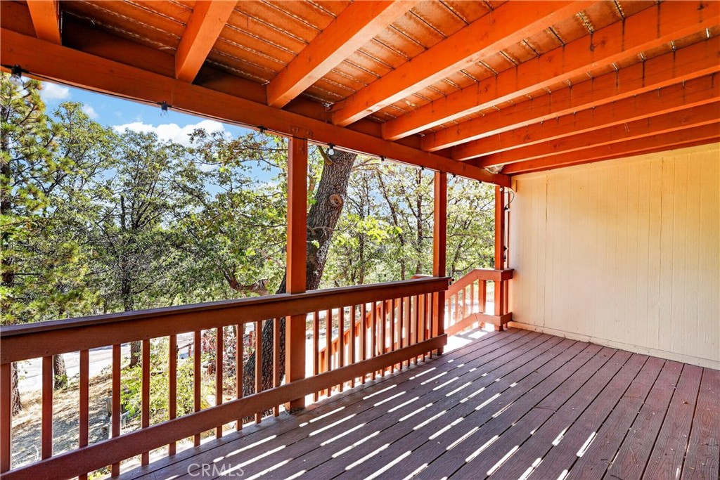 701 Villa Grove Property Photo 3