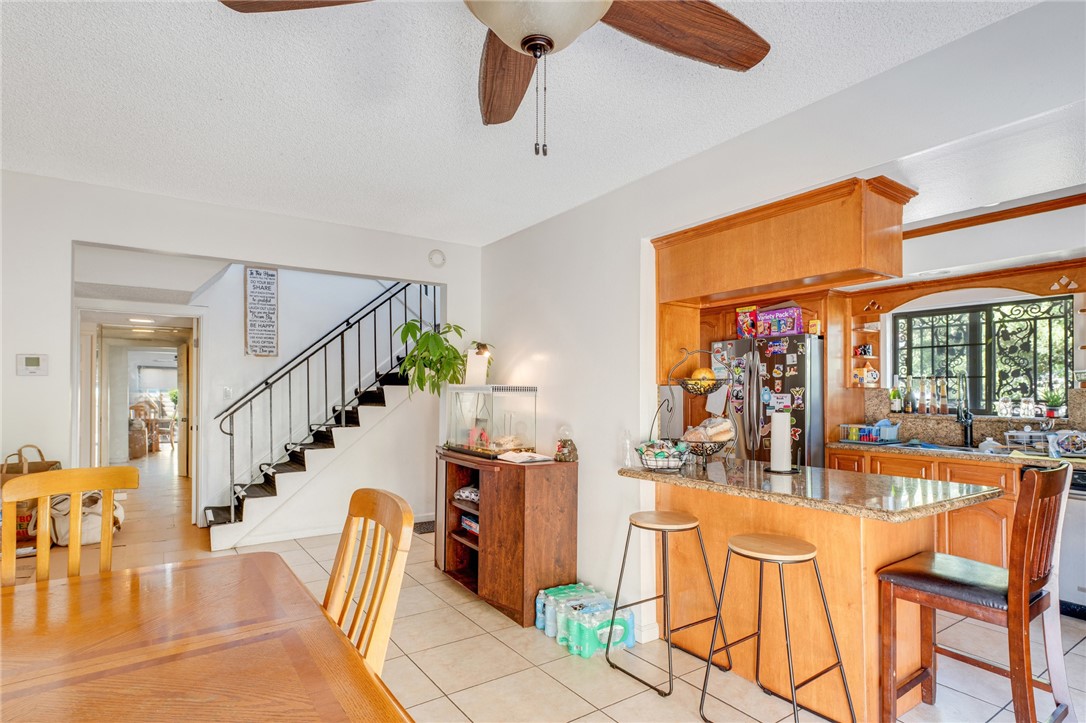 15422 Benfield Property Photo 9