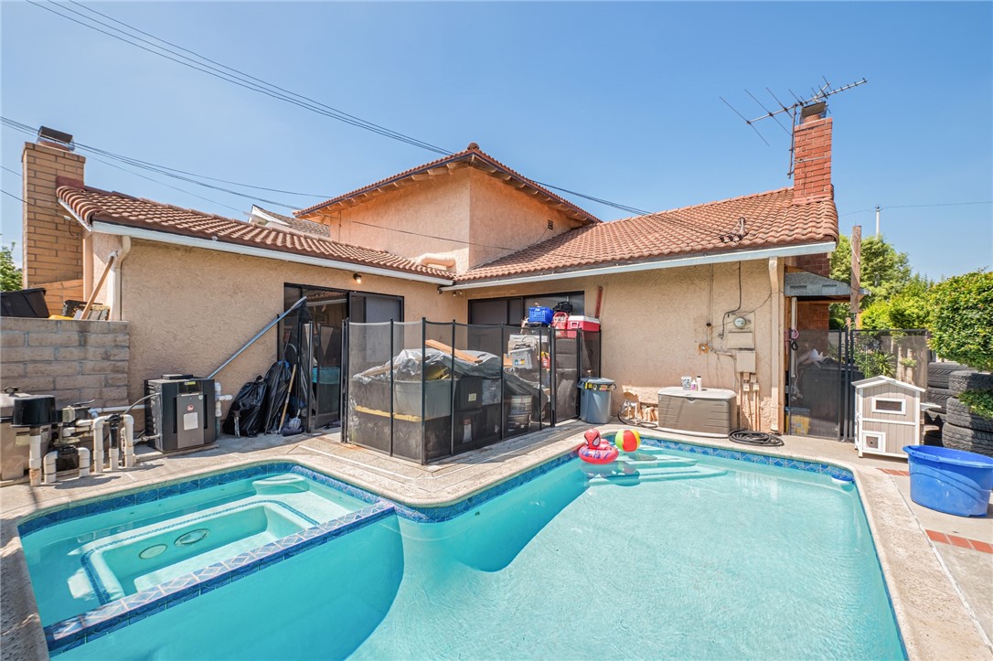15422 Benfield Property Photo 20