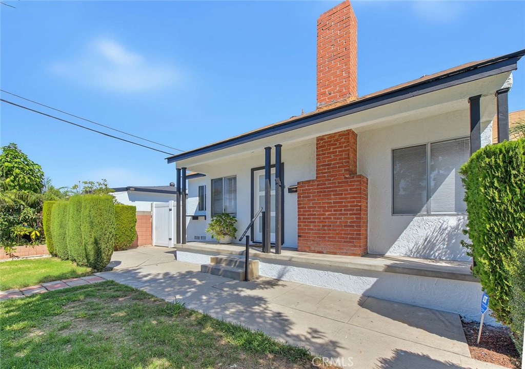 13620 Arlee Property Photo 6