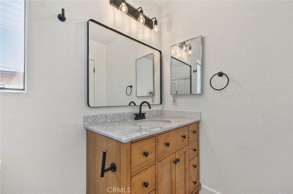 13620 Arlee Property Photo 39
