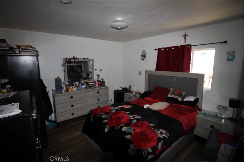 222 E Manchester Property Photo 10
