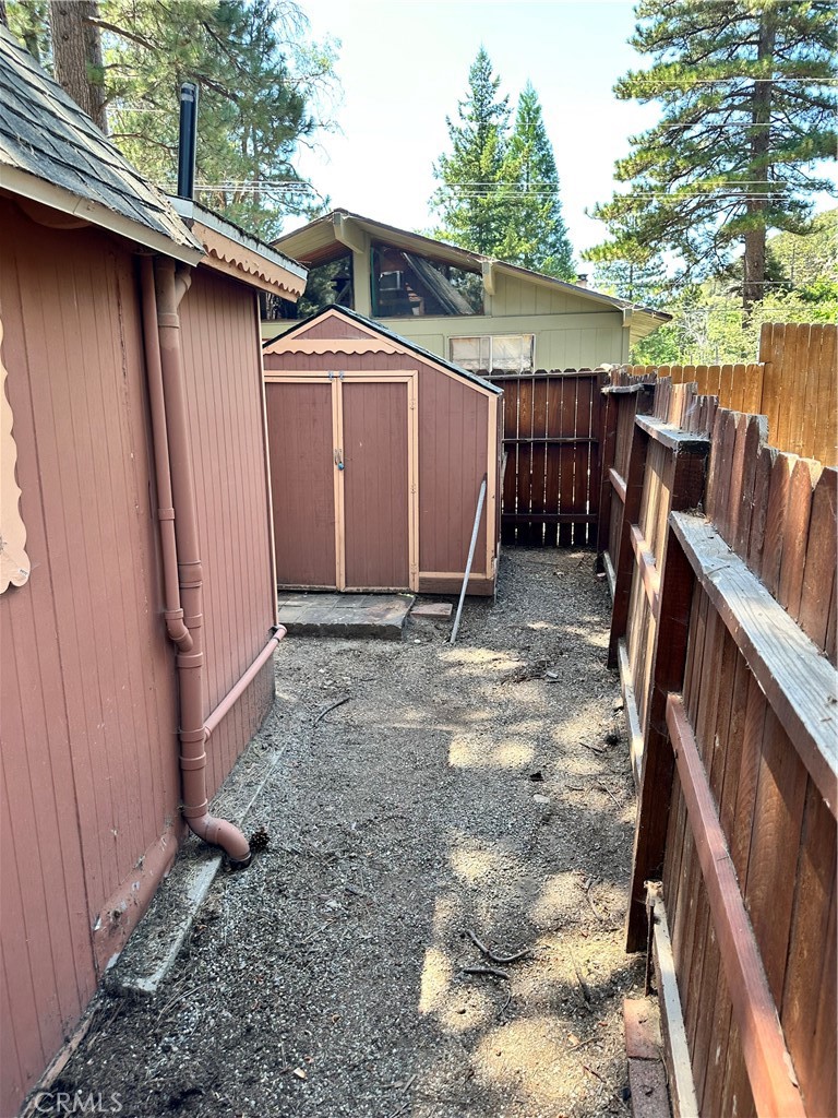 2242 Deep Creek Drive Property Photo 10