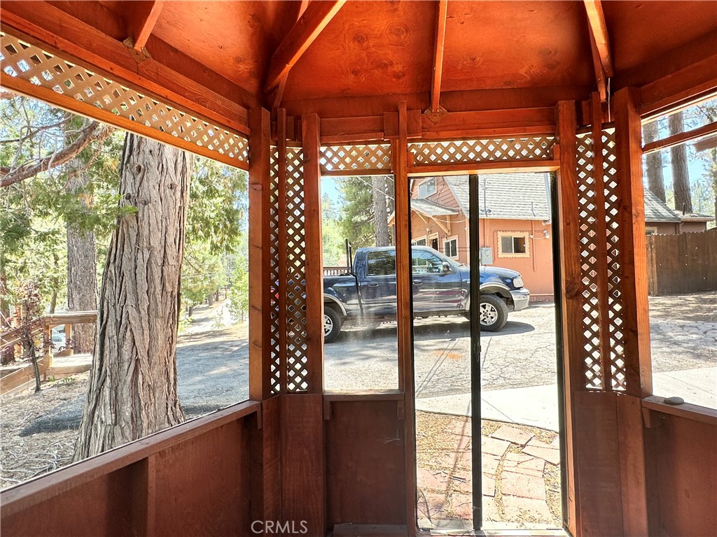 2242 Deep Creek Drive Property Photo 12