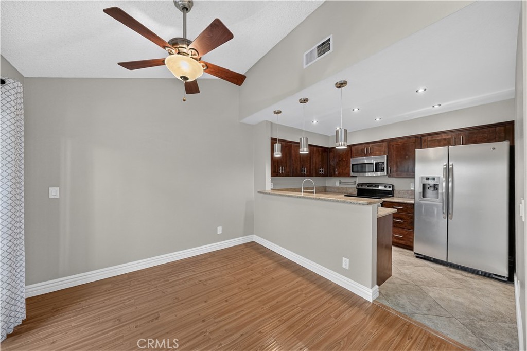 343 Prairie Court Property Photo 12