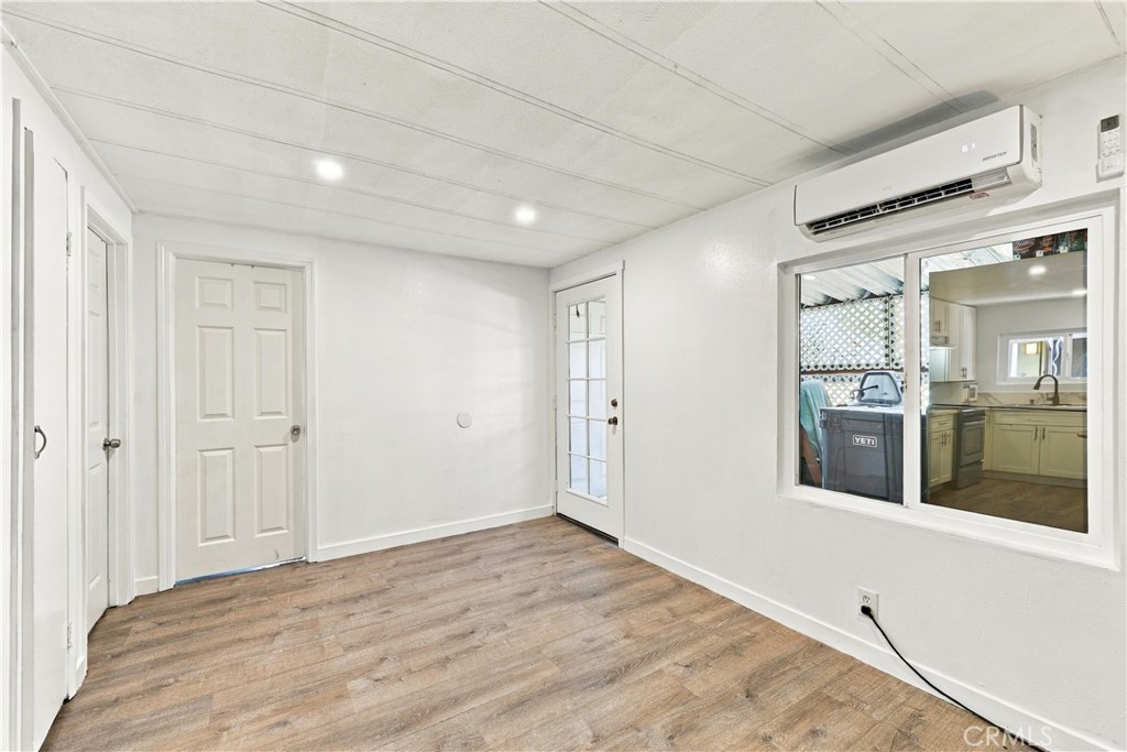 5450 N. Paramount Blvd. Property Photo 12