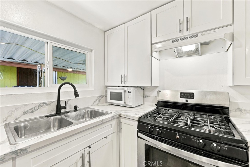 5450 N. Paramount Blvd. Property Photo 19