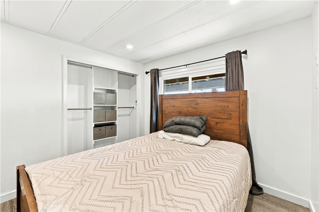 5450 N. Paramount Blvd. Property Photo 23
