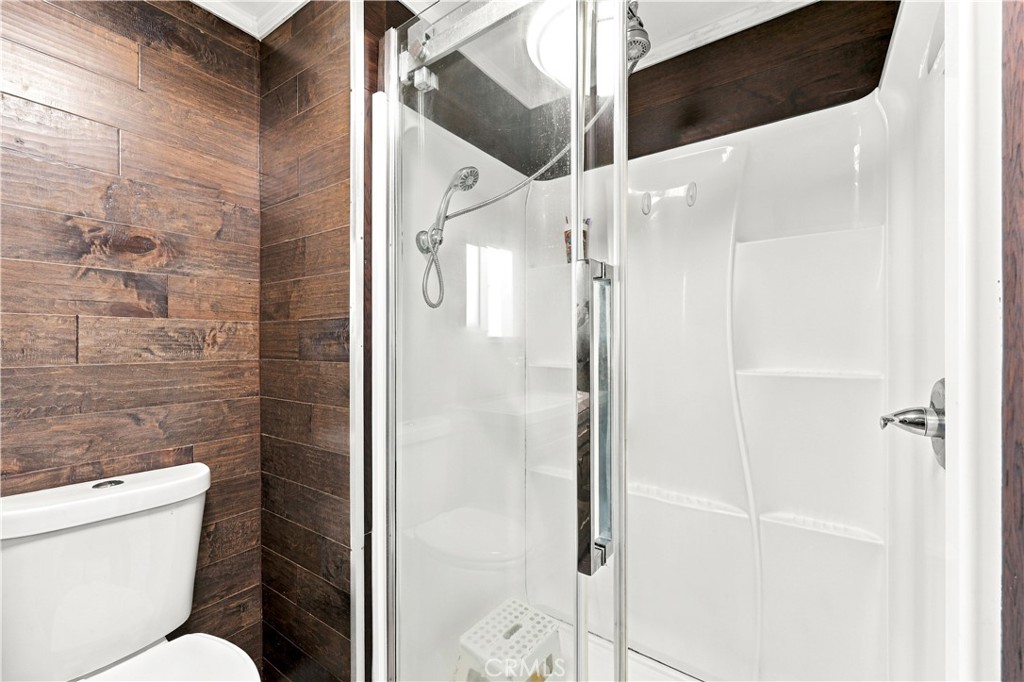 5450 N. Paramount Blvd. Property Photo 31