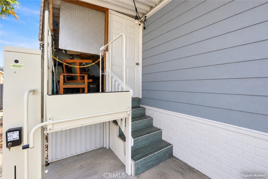 5450 N. Paramount Blvd. Property Photo 36