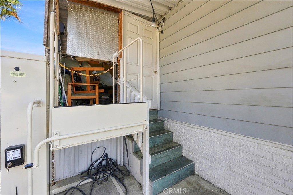 5450 N. Paramount Blvd. Property Photo 37