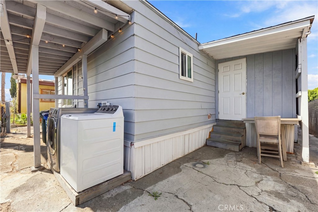 5450 N. Paramount Blvd. Property Photo 41