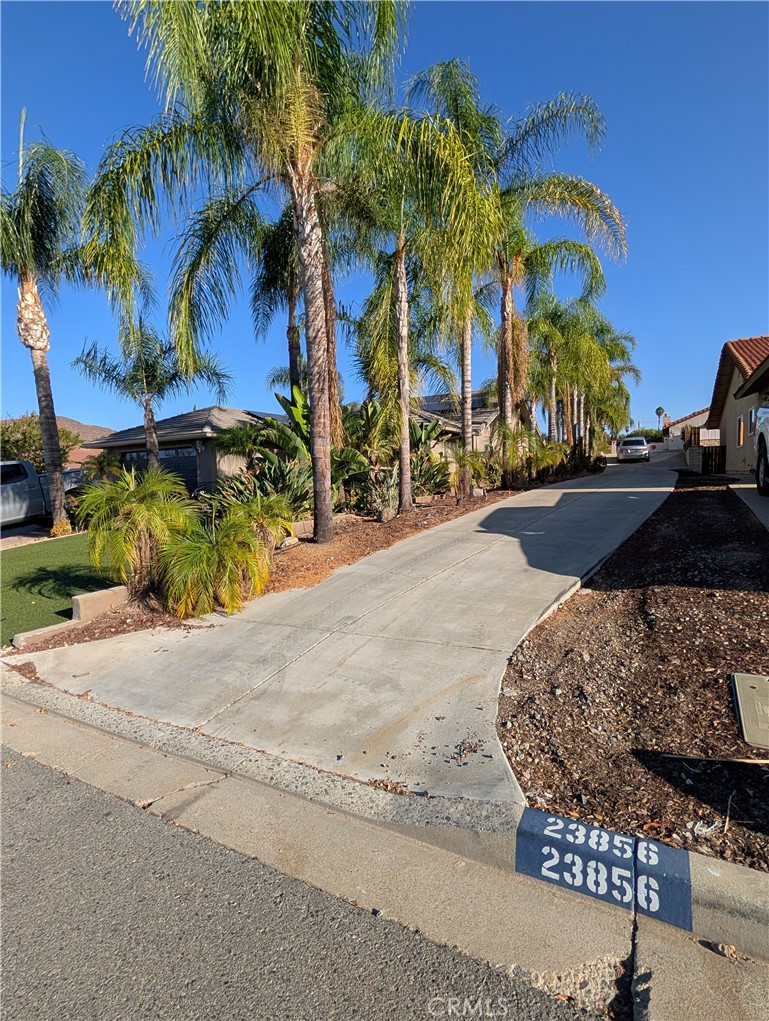 23856 Outrigger Property Photo 1