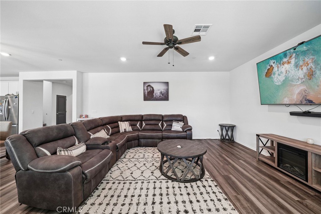 29135 Cosmos Property Photo 9
