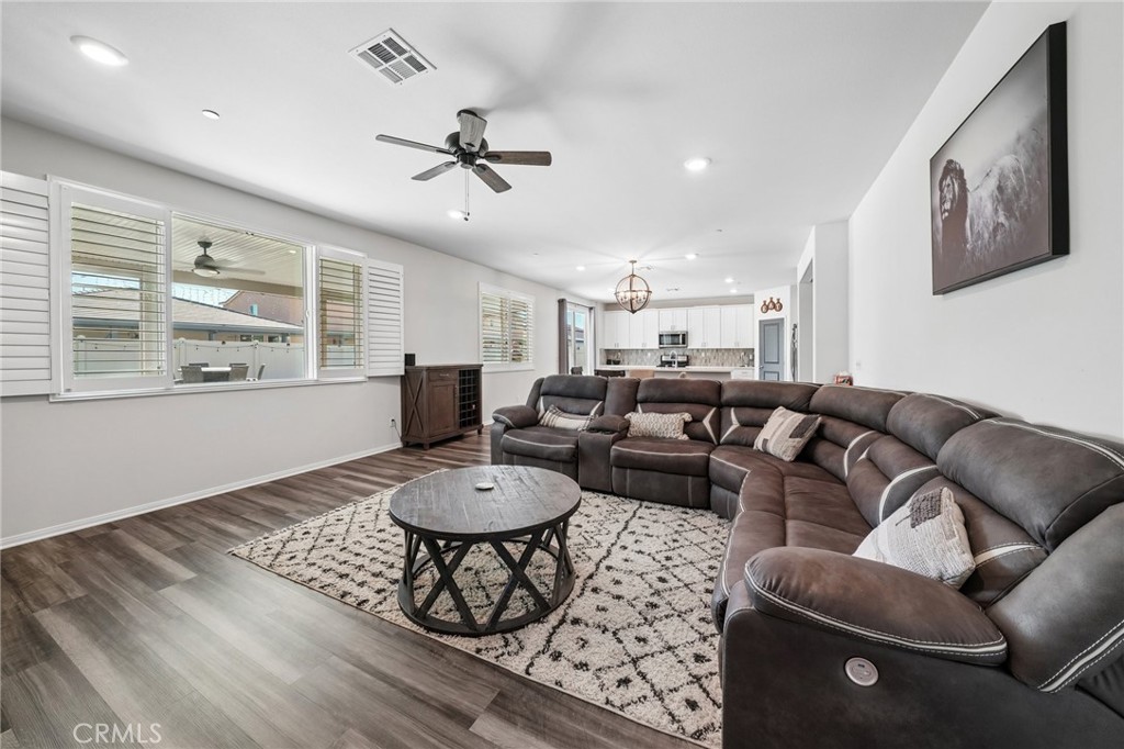 29135 Cosmos Property Photo 11