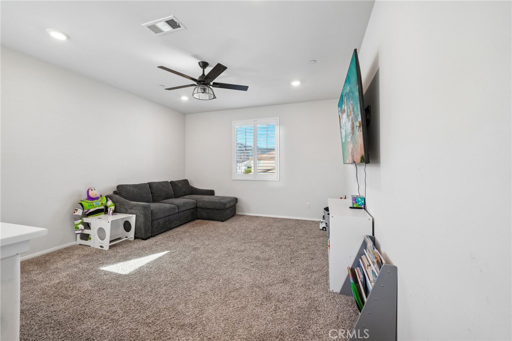 29135 Cosmos Property Photo 22
