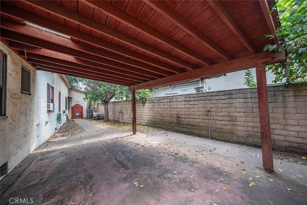 205 N Avenue 66 Property Photo 16