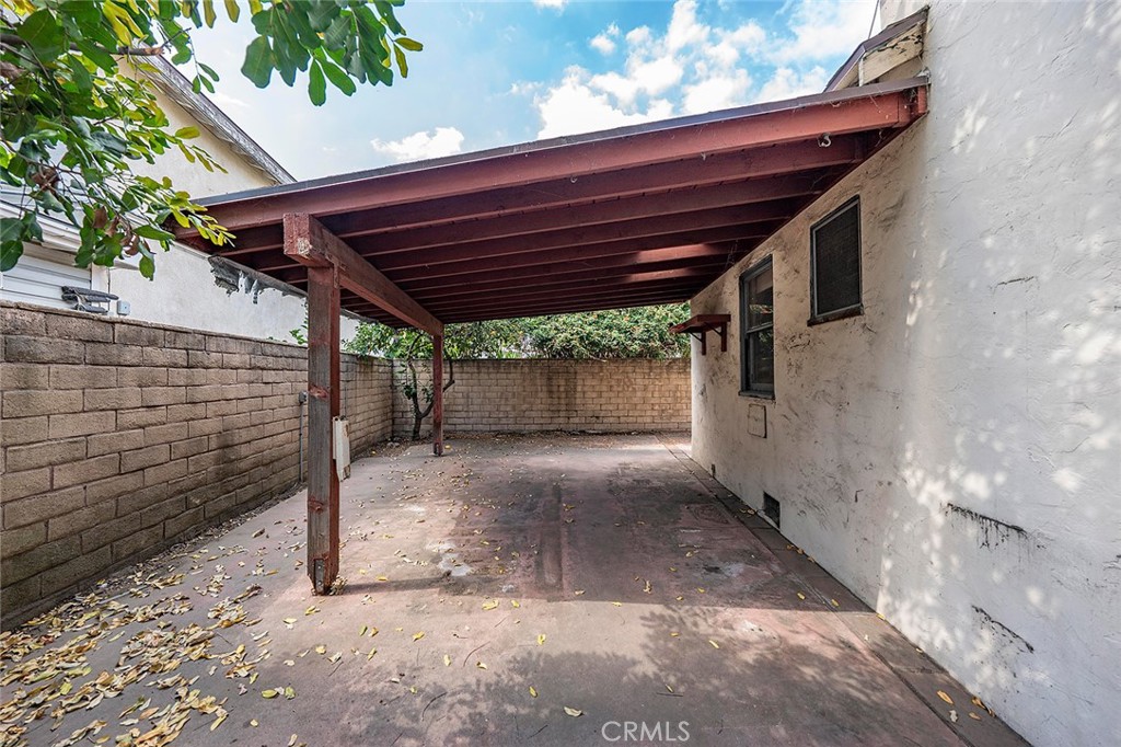 205 N Avenue 66 Property Photo 17
