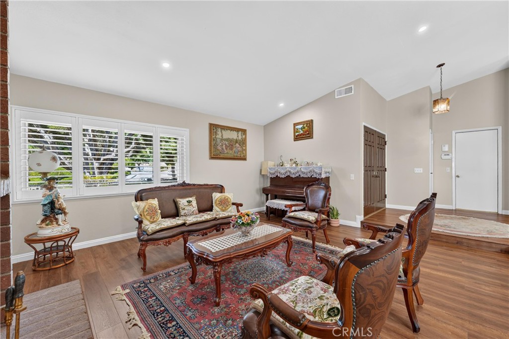 2224 Mountain Ridge Property Photo 12