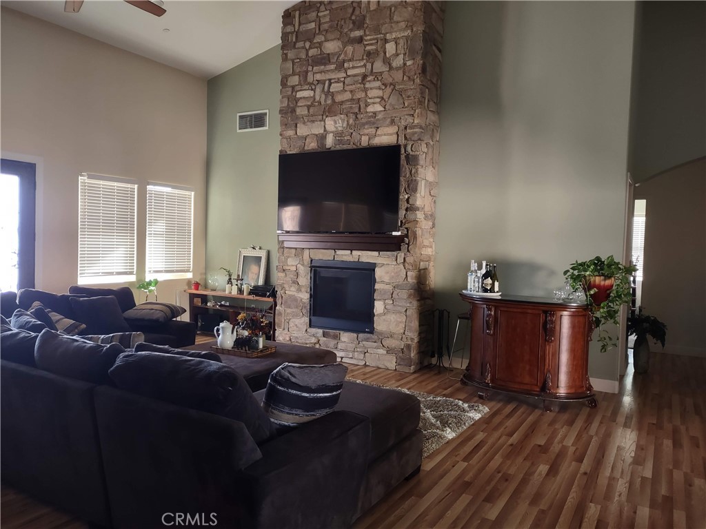 22060 Caballeros Property Photo 14